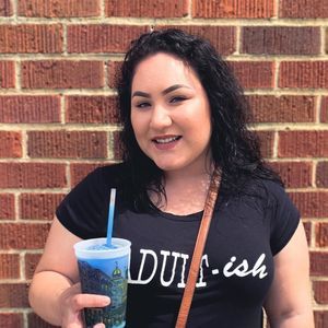 Meet your Posher, Liz